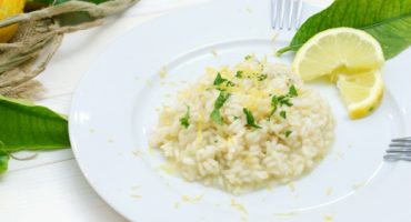 La ricetta del risotto al limone, veloce e deliziosa