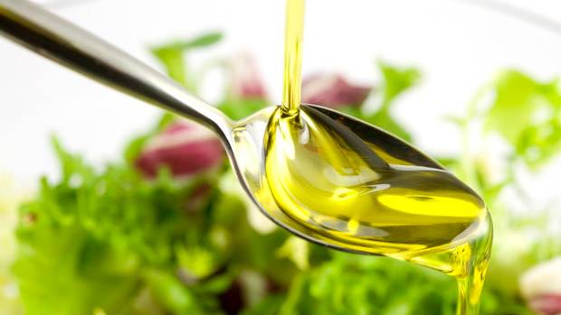 Cancro al seno, l'olio d'oliva valido scudo contro malattia