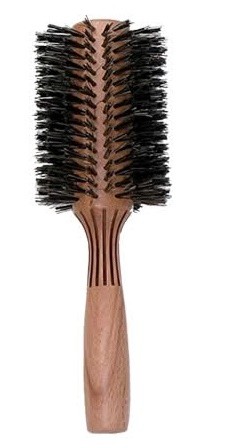Stai usando la spazzola giusta per i tuoi capelli?