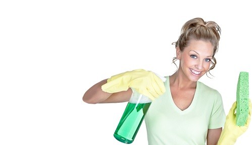8 prodotti naturali per pulire casa in modo efficace