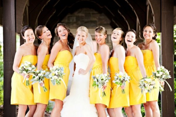 Sposarsi in estate: il matrimonio in giallo limone