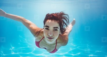 Nuotare fa dimagrire? Ecco cosa dice la scienza