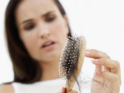 Perché un trapianto di capelli può andare male?