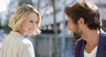 Cosa pensano gli uomini quando vedono una donna?