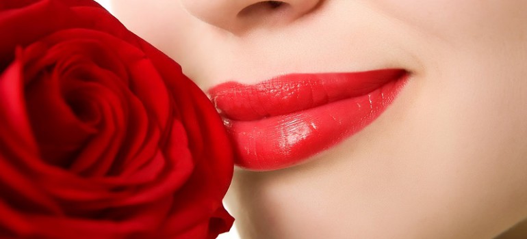 Labbra secche e screpolate. Ecco gli infallibili rimedi della nonna