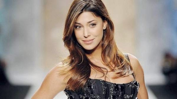 copia il look di belén rodriguez