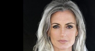 favolosa-dopo-i-50-consigli-e-trucchi-per-apparire-e-sentirsi-piu-giovane