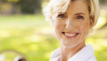 Ginocchia doloranti 5 sostanze che riducono subito l’infiammazione delle articolazioni