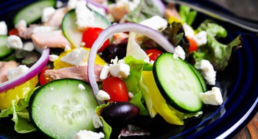 insalata greca, un piatto completo e fresco