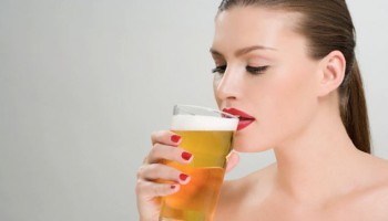 Donne e birra, berne con moderazione protegge da infarto