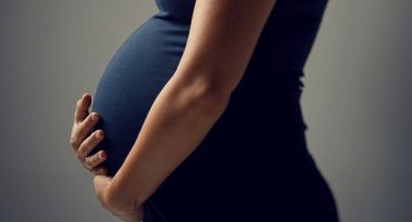 62-anni-incinta-in-spagna-polemica-sul-limite-deta-per-i-trattamenti-di-fertilita